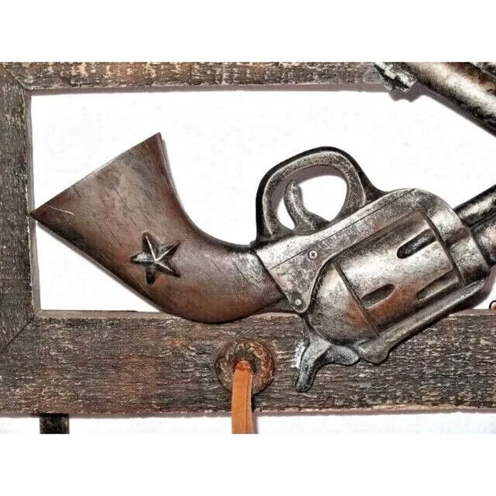 Western Metal Hooks Wall Decor Sheriffs Badge Star Guns Cast Iron Wood Gift NEW